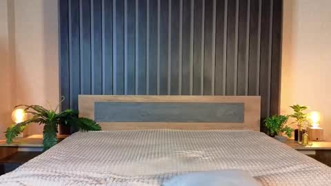 Sandy online show from February 11, 5:47 pm