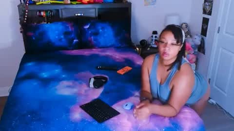 realgoddessdream online show from April 5, 4:33 am