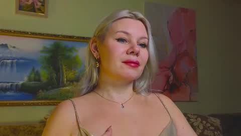 Im a little sick. Ill be back soon. online show from February 5, 2:42 pm