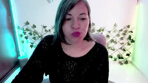 Rebbeca online show from February 19, 12:48 pm