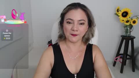 REBECA online show from November 10, 2:01 pm