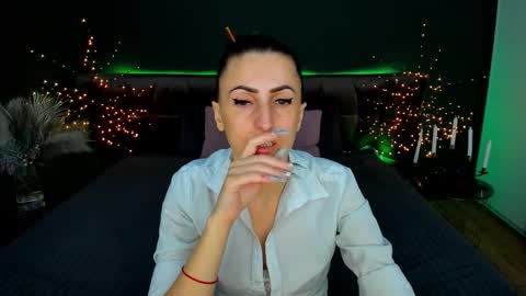 rebecca_diamonds online show from March 19, 7:02 am