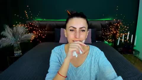 rebecca_diamonds online show from February 24, 7:18 am