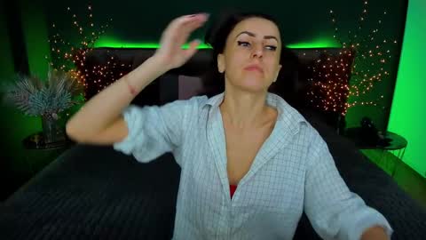 rebecca_diamonds online show from January 29, 6:43 am