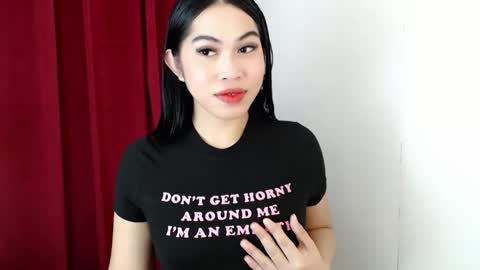 its me asian rebecca online show from February 15, 3:33 pm