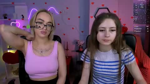 rebecca_smile_ online show from March 5, 1:40 pm