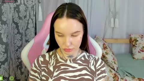 Rebecca online show from July 4, 1:01 am