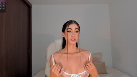 Rebecca online show from January 30, 1:44 am