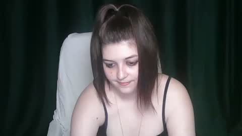 Rebekka  Nelson online show from March 25, 9:39 pm