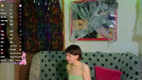 Lara online show from November 7, 10:25 pm