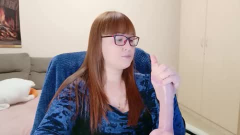 Lisa online show from February 13, 9:05 pm