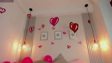 Anna Redvelvet online show from February 18, 1:00 pm