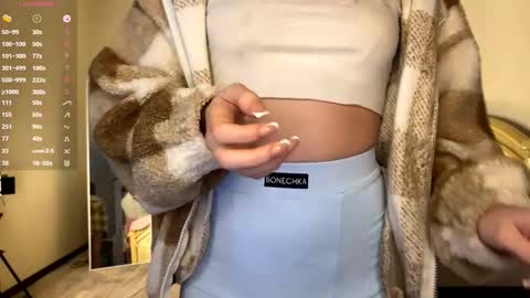 Lucy online show from December 5, 10:49 am