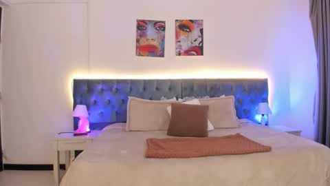 Regina online show from October 24, 12:45 pm