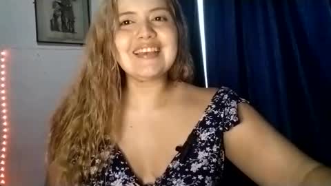 Tania Nixx online show from February 26, 10:32 pm