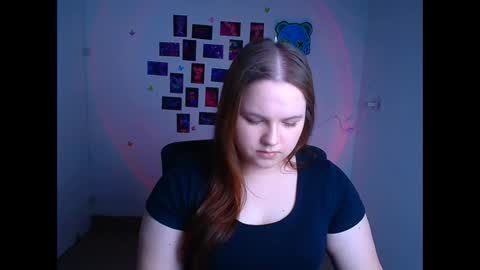 Reina online show from April 13, 11:00 am