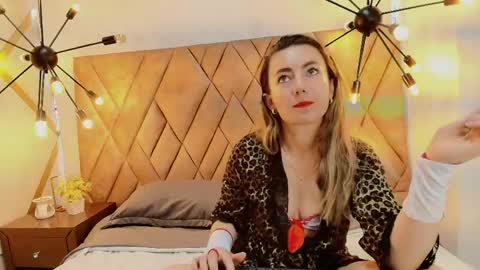 renata_fitnes online show from June 3, 12:28 pm