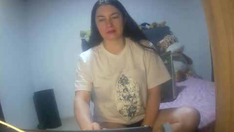 renata_hot1 online show from September 12, 11:23 pm