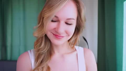 Emma online show from June 3, 1:45 pm