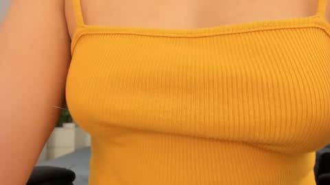 Renee Shelby online show from April 25, 8:28 pm