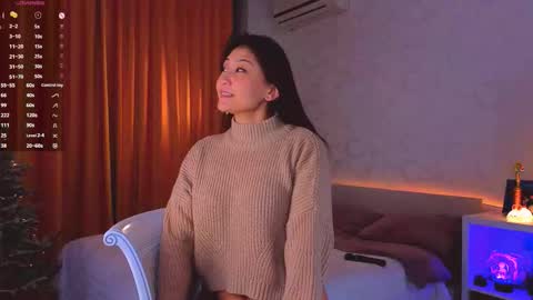 renochka online show from December 15, 1:05 pm