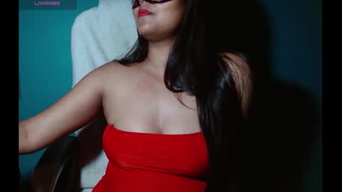 Riya online show from February 1, 9:29 pm