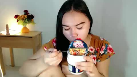 Rica online show from April 17, 11:29 pm