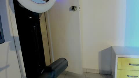 kamila online show from February 16, 2:22 am