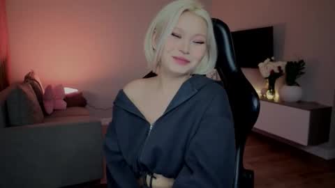 rileymee online show from January 8, 3:21 am