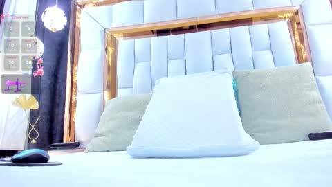 Riley online show from February 5, 11:57 am