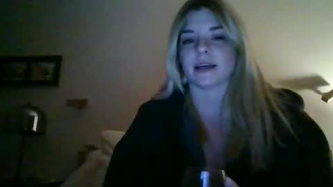 rileyzoee9 online show from January 4, 2:03 am