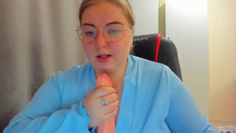 rina16 online show from November 15, 1:34 pm