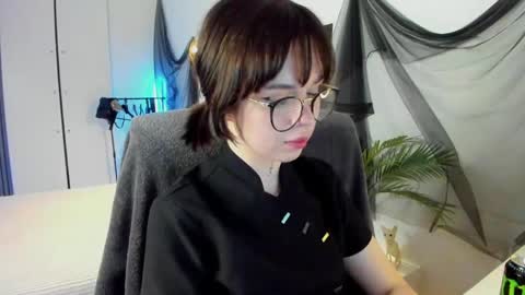 Alice online show from June 2, 8:43 pm