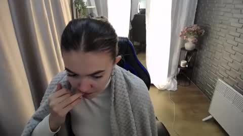 ritaneer online show from October 15, 9:01 am