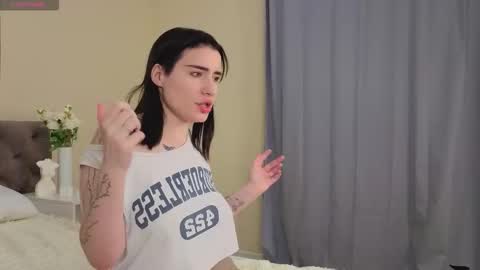 Ritka Cherry online show from November 16, 10:15 am