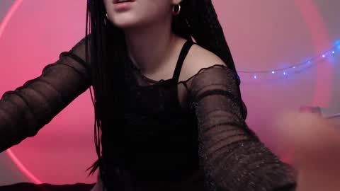 Robin your online show from December 24, 2:01 pm
