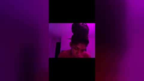 robynthegoddess online show from March 25, 11:51 pm