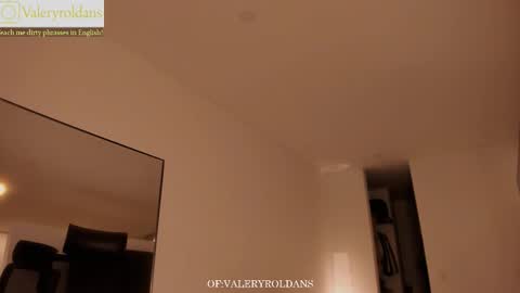 Valery Roldans online show from February 27, 3:39 am