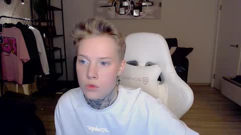 Roni online show from February 27, 10:31 pm