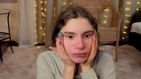 Kylie online show from February 10, 5:16 pm