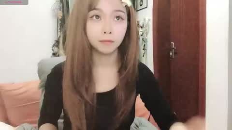 rose online show from March 10, 11:45 am