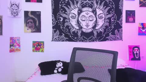 Ally online show from April 7, 6:54 pm