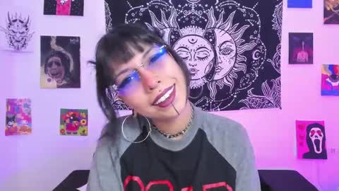 Ally online show from April 15, 8:53 pm