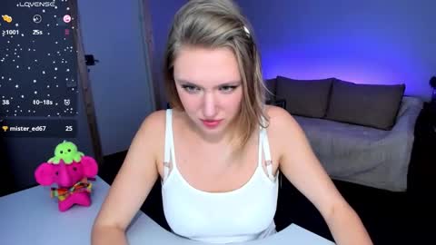 Rose but u can call me princess online show from November 22, 8:33 pm