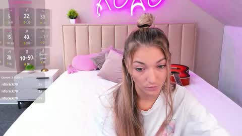 Kimberlly online show from October 9, 2:37 am