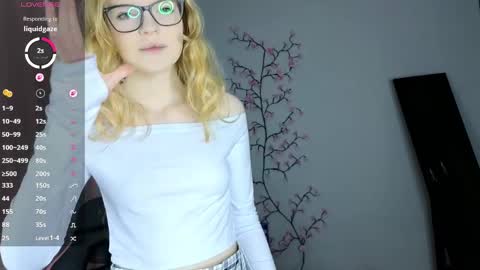 Rose online show from April 17, 6:43 pm