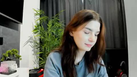 Florin online show from August 2, 11:13 am