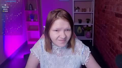 Rose online show from May 31, 1:17 pm
