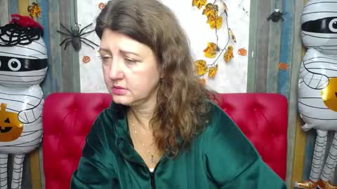 RoseHille online show from November 16, 6:15 am