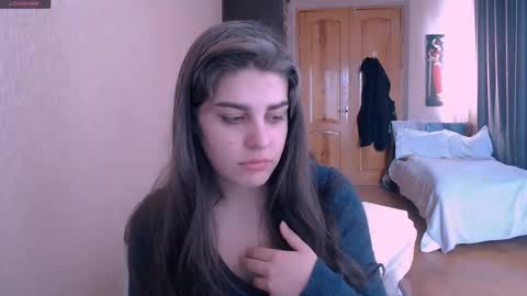 Rose online show from March 11, 6:08 am